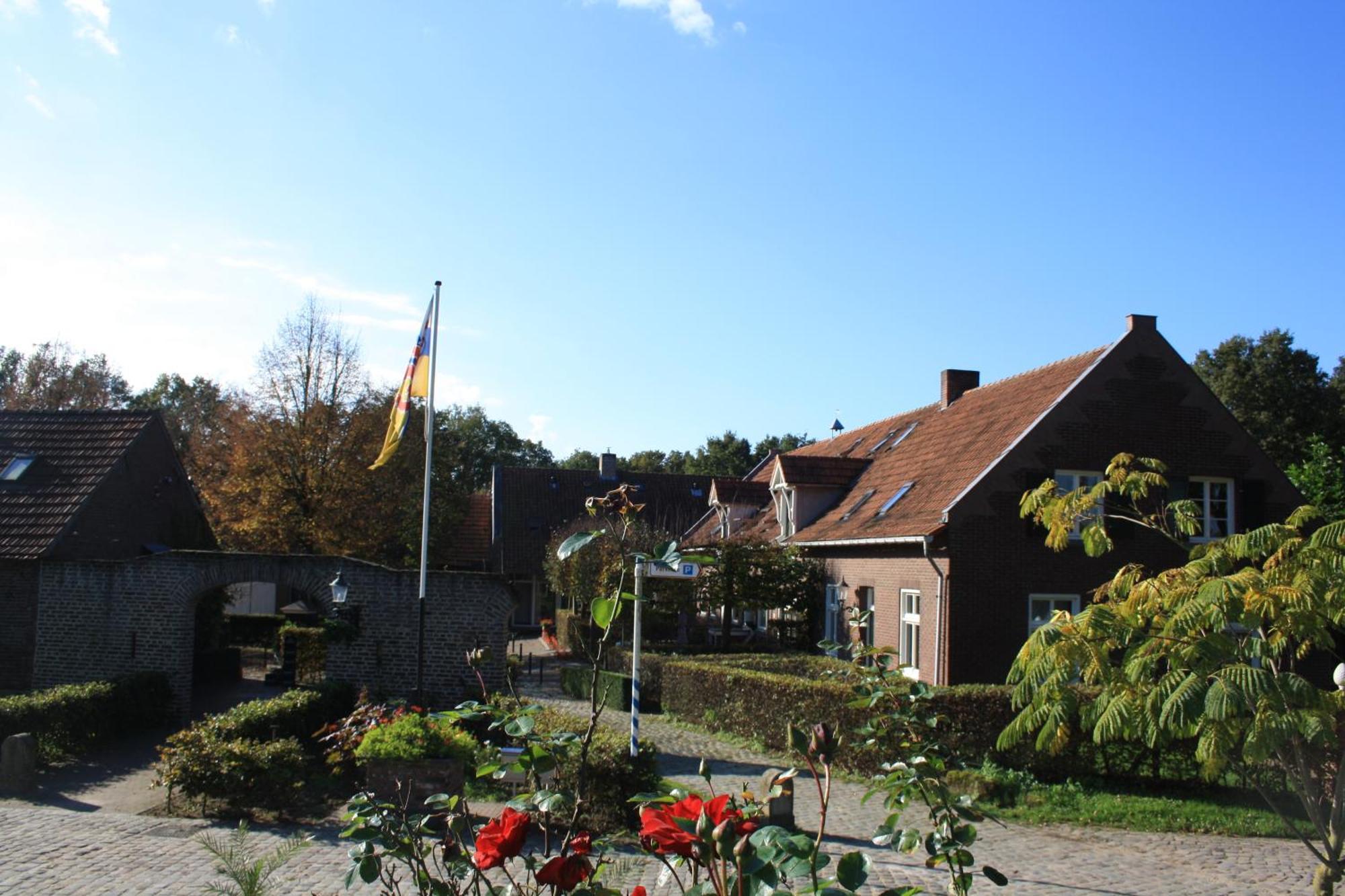 Bed and Breakfast De Plaats Maasbree Exterior foto