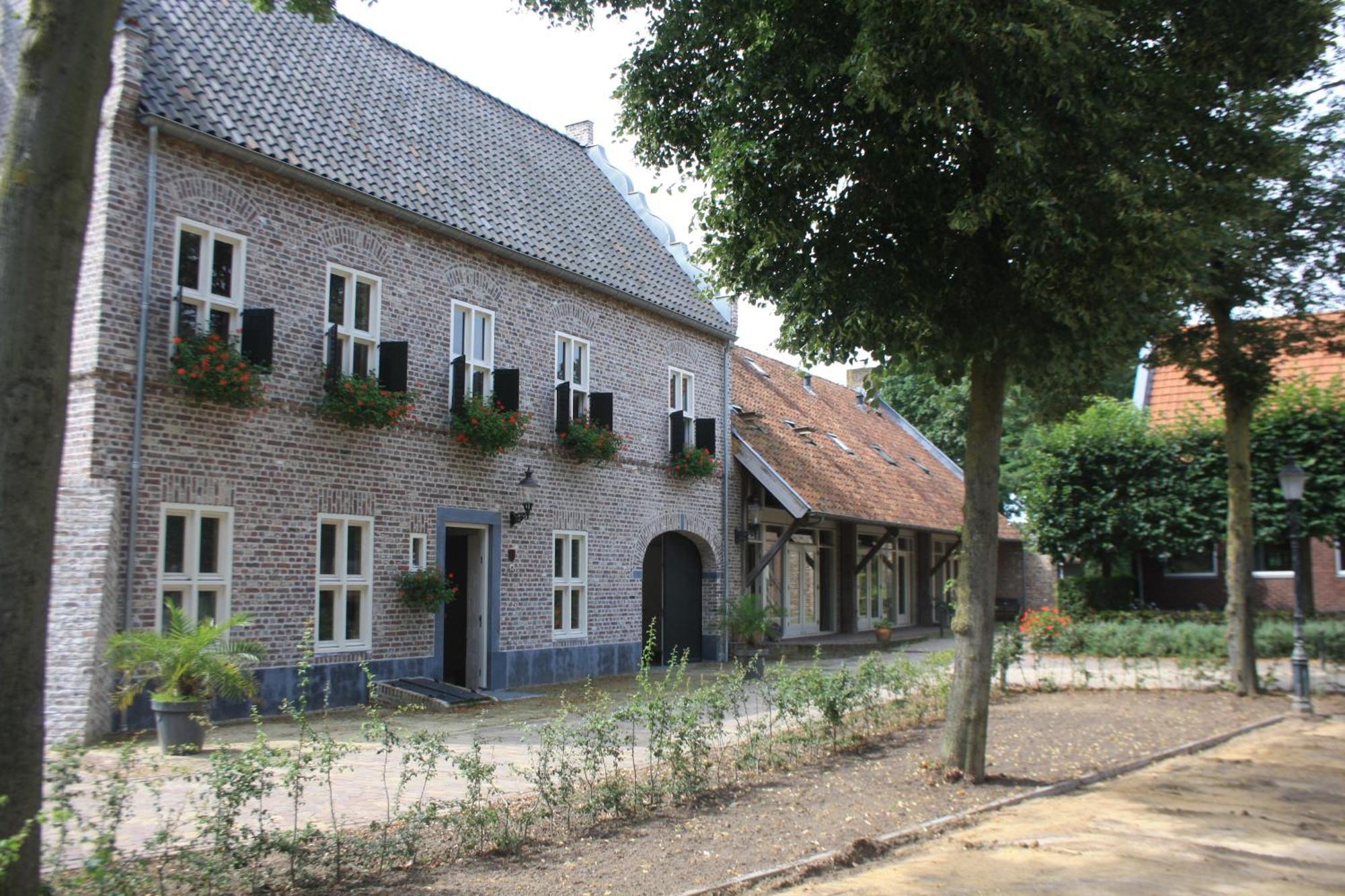 Bed and Breakfast De Plaats Maasbree Exterior foto